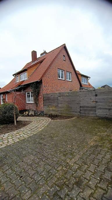 Gemuetliche Souterrain Wohnung Lüneburg Exterior foto